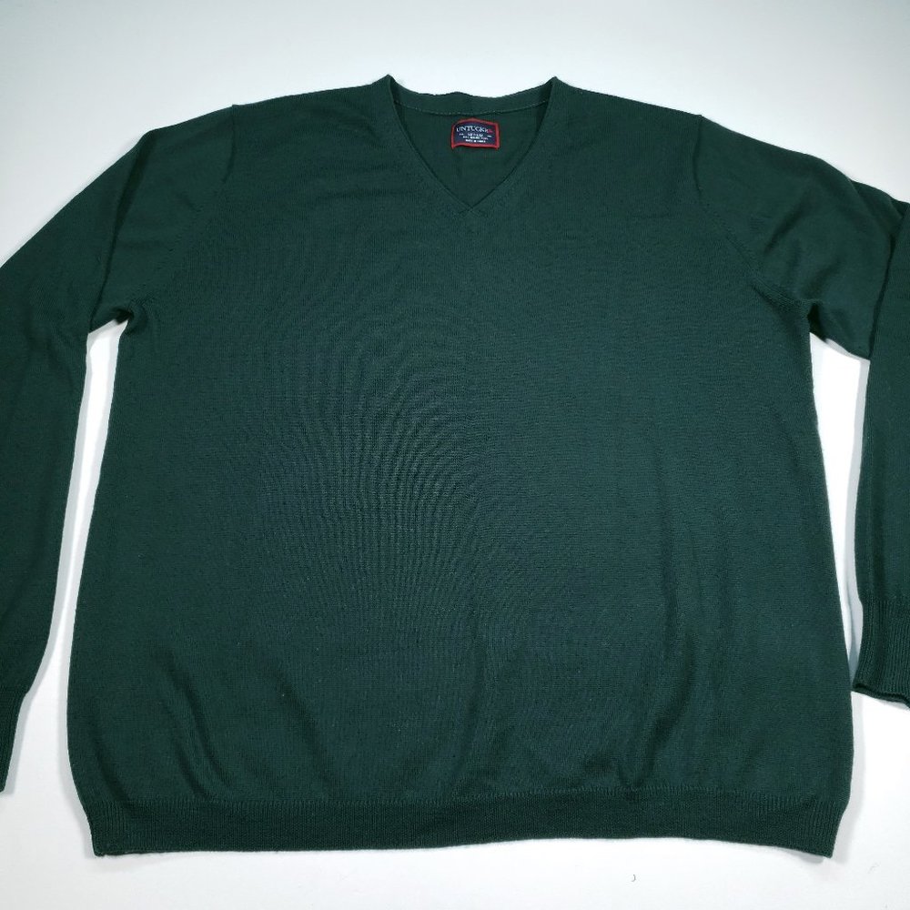 UNTUCKit Men's V-Neck Sweater Merino Wool Medium